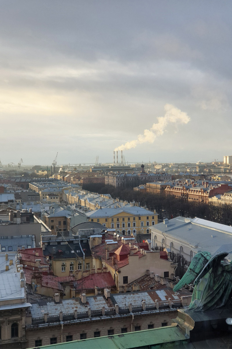 The Australian student took many photographs of the city and its surroundings while walking around St. Petersburg 