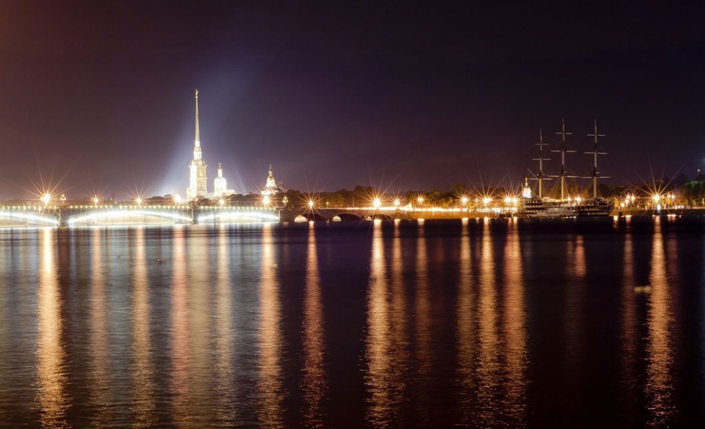 Saint-Petersburg night